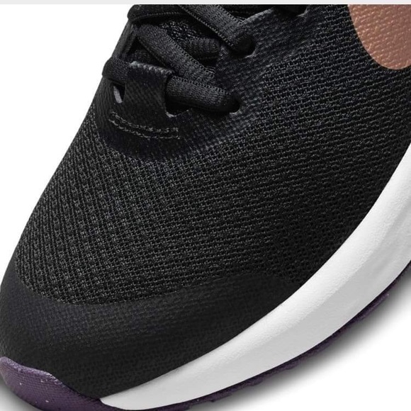 BN Nike Girls Revolution 6 Sneakers - Picture 5 of 6